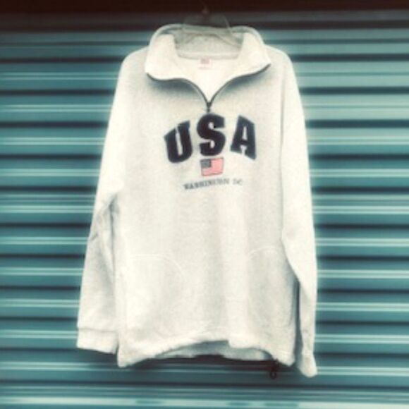 Long Sleeve Sweatshirt . Size: Women's Extra Large (16/18) . "USA Washington DC" - Picture 1 of 5